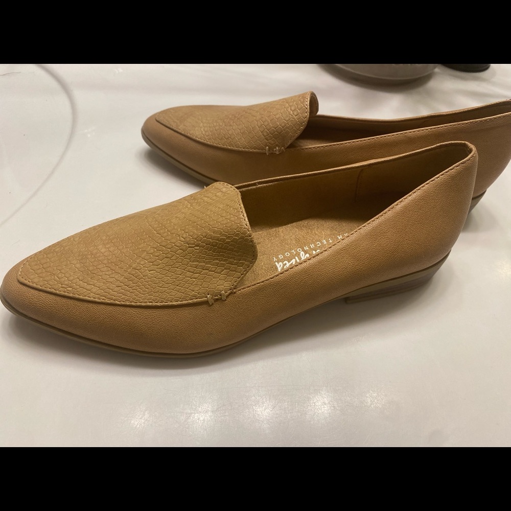 Women’s loafers